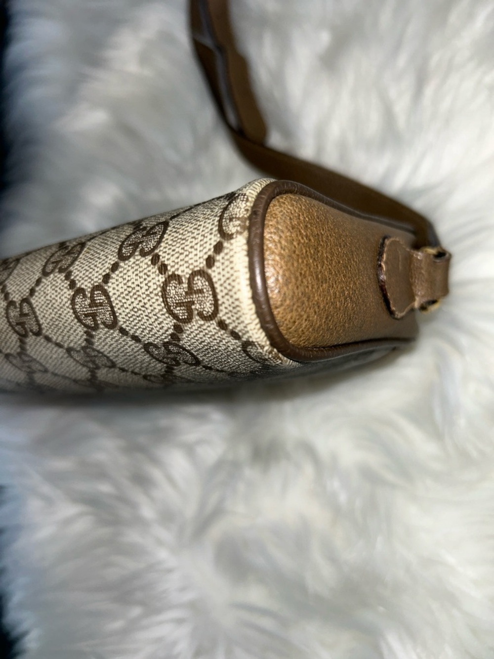 Gucci Beige Brown GG Canvas Crossbody with Green-Red Web and Gold Hardware - Picture 12 of 15